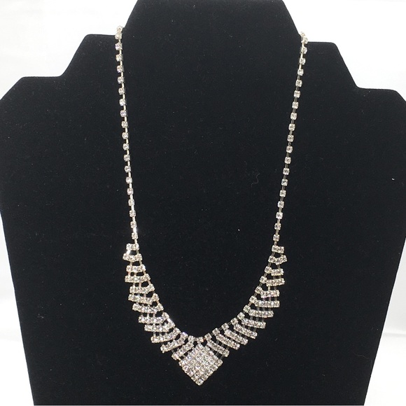 Jessica McClintock, Rhinestone Necklace And Earring Set, Silver, Studs, NOC - Picture 2 of 7